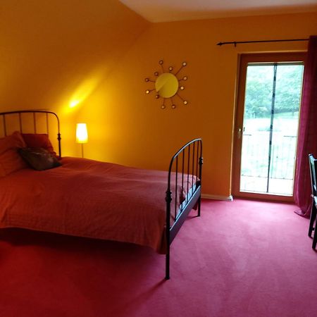 Kemenate Zimmer Gechaichnishof 7Born Maring-Noviand エクステリア 写真