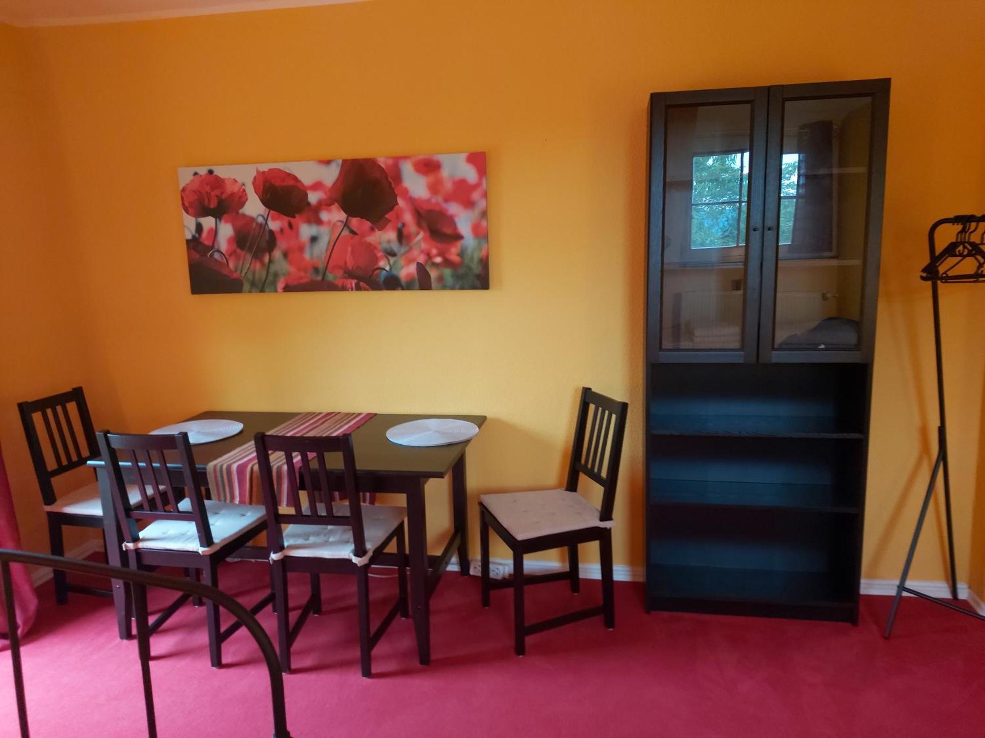 Kemenate Zimmer Gechaichnishof 7Born Maring-Noviand エクステリア 写真